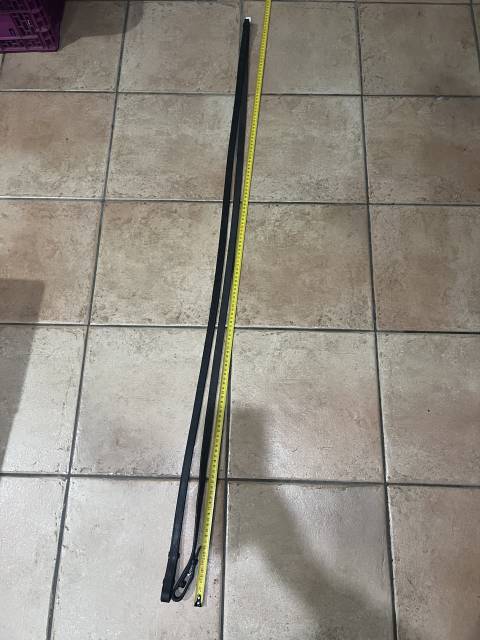 R&ecirc;nes ou r&ecirc;nes allemande NEUF  Cuir noir lisse  