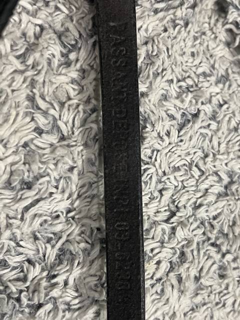 R&ecirc;nes ou r&ecirc;nes allemande NEUF  Cuir noir lisse  