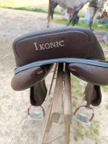 Selle Ikonic 