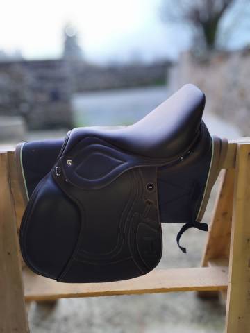 Selle Ikonic &Eacute;volution Jumping 