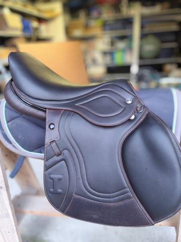 Selle Ikonic &Eacute;volution Jumping 