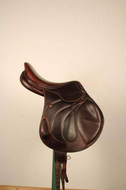 Selle Antar&egrave;s 17,5"