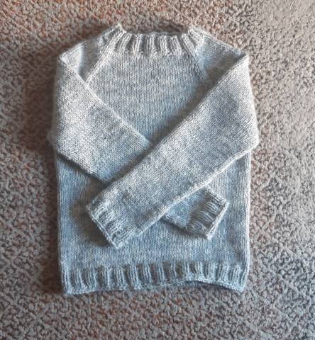 PULLS  EN LAINE FAITS MAIN 