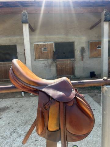 Selle cross devoucoux