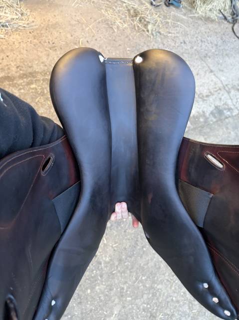 Selle Jump&rsquo;in Monocartier 17,5&rdquo;