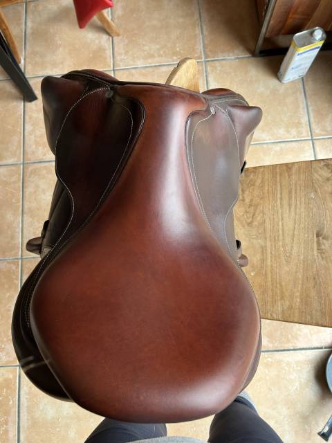 Selle Antar&egrave;s mono quartier 17.5