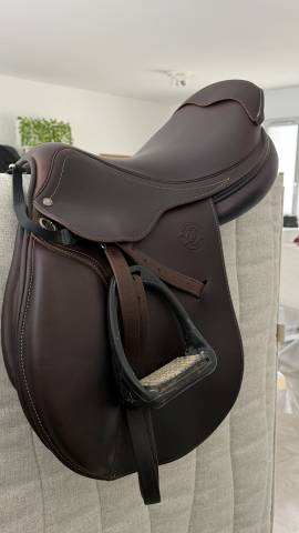 &bull; Antar&egrave;s Signature obstacle 17,5 cuir veau comme neuve