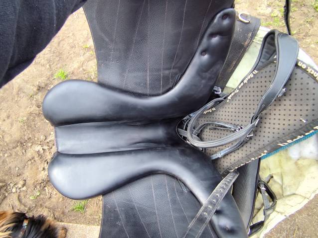 Selle dressage Butet Saumur 17"