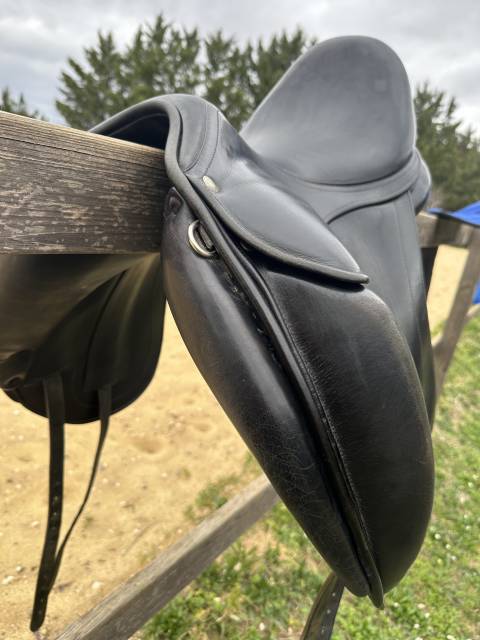Selle dressage Childeric DGP