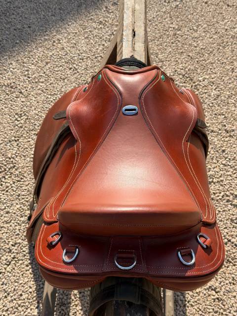 SELLE DE RANDONNEE NORTON 18