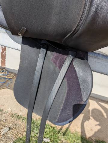 Wintec 500 SC Hart troussequin carr&eacute; 17"