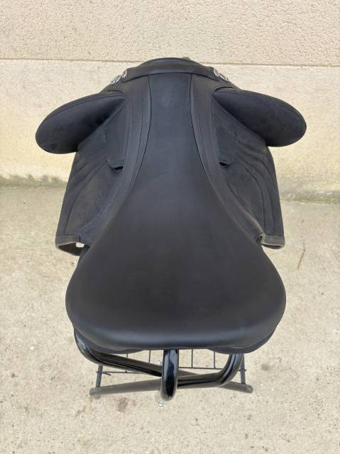 &Agrave; vendre Selle de dressage Devoucoux Harmonie