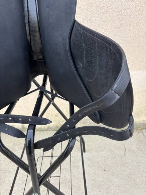 &Agrave; vendre Selle de dressage Devoucoux Harmonie