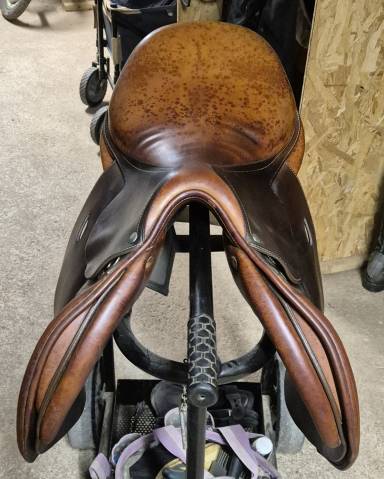 Butet plate 17 pouces