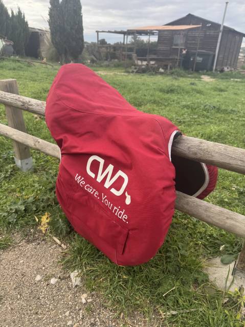 &Agrave; vendre : Selle CWD 2GS 18&rdquo; &ndash; CSO