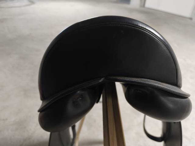 Selle dressage equipe 17