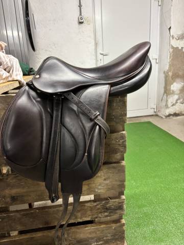 Selle devoucoux chiberta 2  taille 17