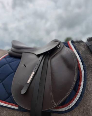 Selle Tekna 17 pouces 