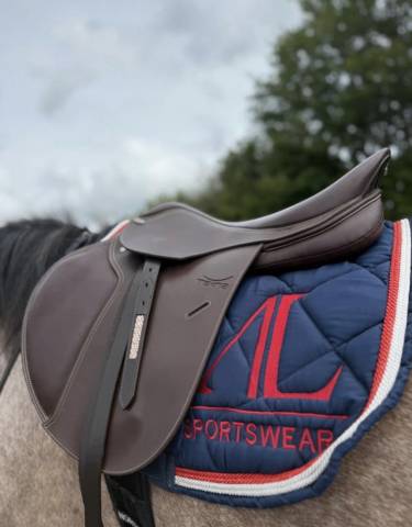 Selle Tekna 17 pouces 