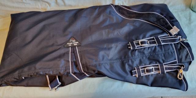 Couverture ext&eacute;rieur cheval 0gr - taille 145 cm - neuve