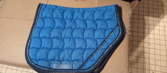 Tapis bleu Taille cob poney