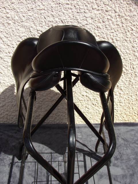 Selle Dressage Childeric 17'5