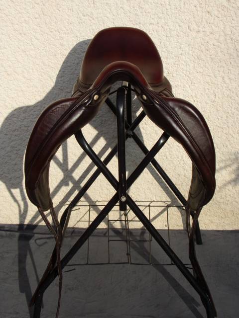 Selle Dressage Antares Cadence 17'