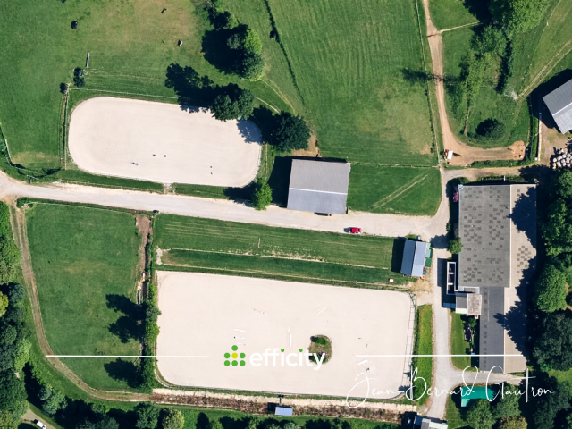 Ecuries, centre &eacute;questre, carri&egrave;re, 6 ha