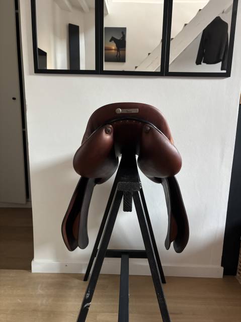 Selle Butet de 2021 doubl&eacute;e veau