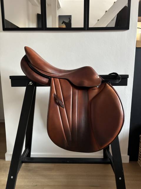Selle Butet de 2021 doubl&eacute;e veau