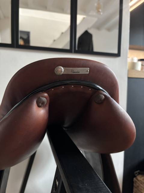 Selle Butet de 2021 doubl&eacute;e veau