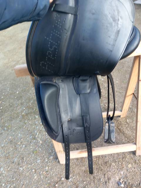 Selle Dressage Prestige X-Optimax &ndash; 17 &ndash; Arcade 33