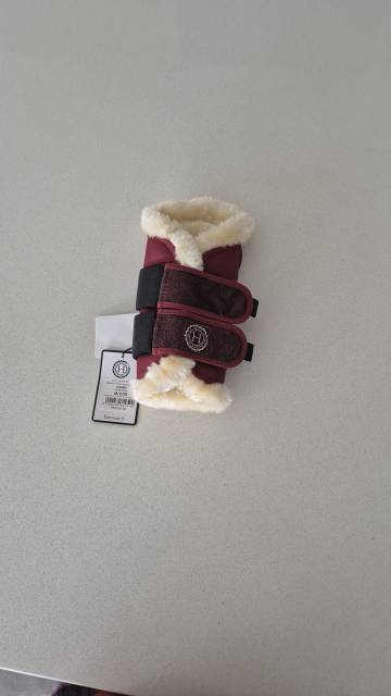 Gu&ecirc;tres Harcour Bordeaux Cob / Pur-sang