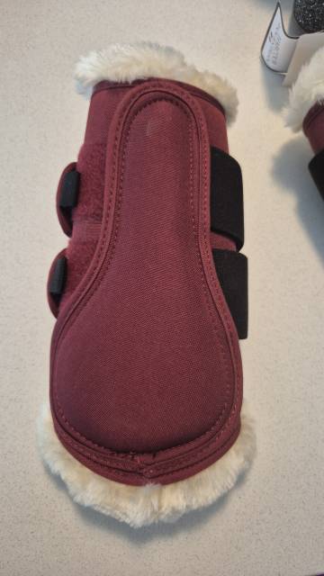 Gu&ecirc;tres Harcour Bordeaux Cob / Pur-sang