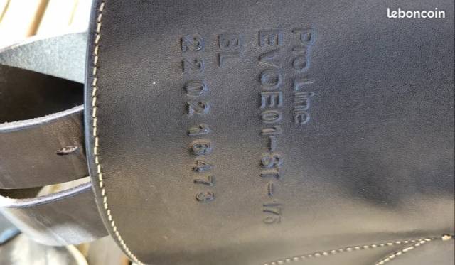 Selle Ikonic &eacute;tat proche du neuf - 17.5 - Monoquartier 