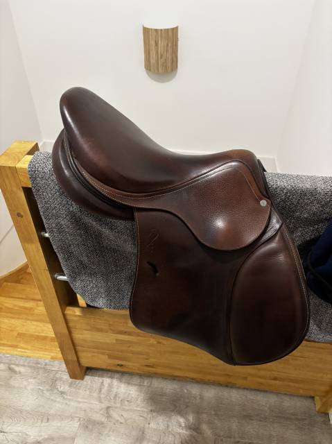 Selle Antares connexion 17.5