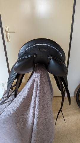 Selle de dressage Stubben Aramis 17,5"
