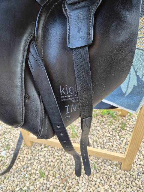 Selle Dressage cuir