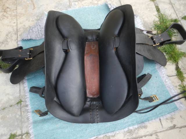 Selle de randonn&eacute;e Cathare