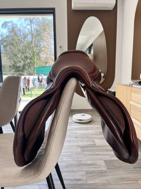 Selle CWD 2GS mademoiselle Taille 17,5 Ann&eacute;e 2021