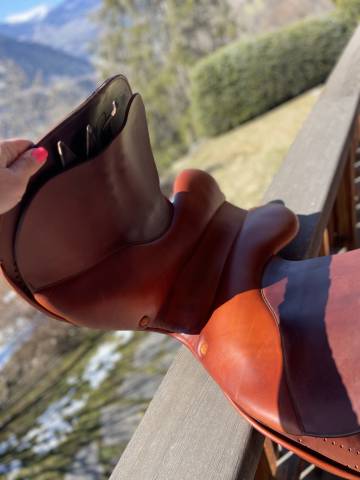 Selle Herm&egrave;s Cavale II excellent &eacute;tat 16&rsquo;5