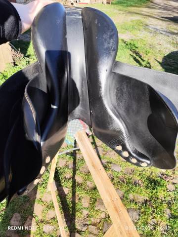 Selle Th&eacute;s&eacute;e 17'5