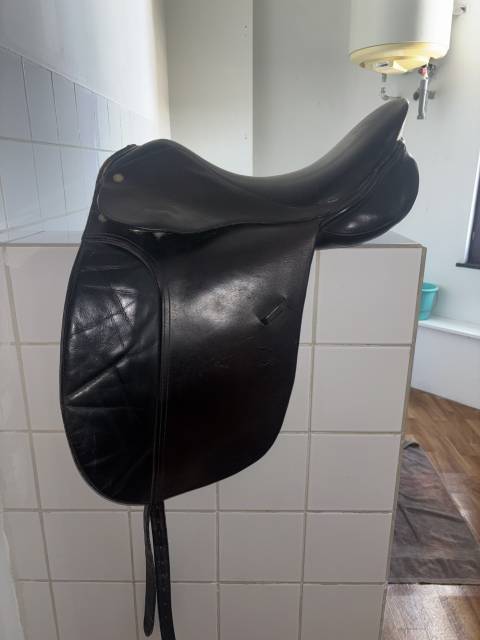 Selle de dressage Daaleman