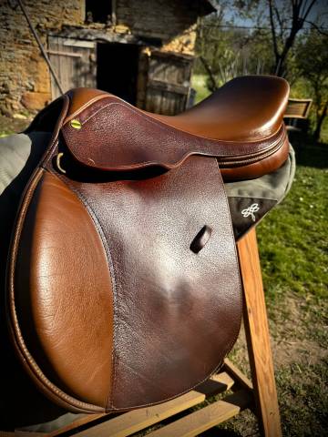 Henri de Rivel Advantage 16,5&rdquo; &ndash; Selle &eacute;quitation polyv