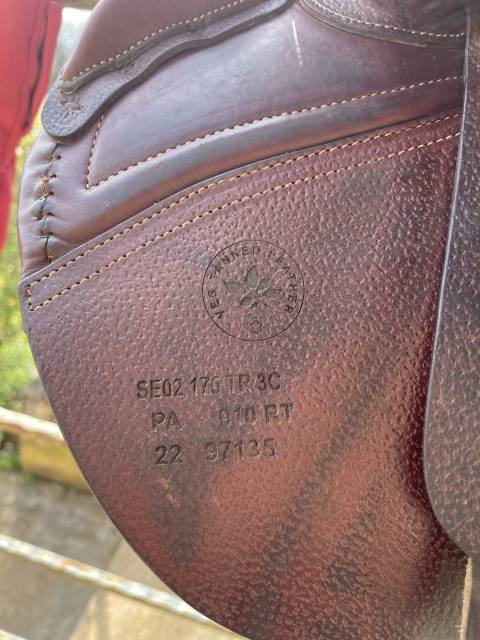 Selle cwd premi&egrave;re main 17.5 pouces