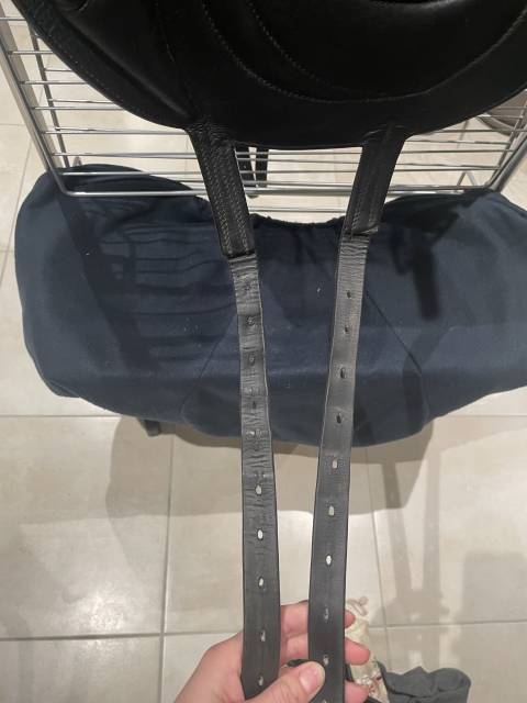 Selle Dressage Antares Cadence 18&rsquo;
