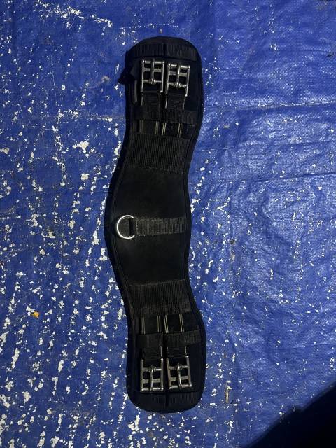 Selle dressage &eacute;quipe 16,5 pouces 