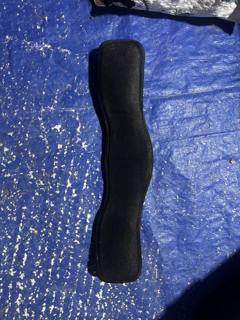 Selle dressage &eacute;quipe 16,5 pouces 