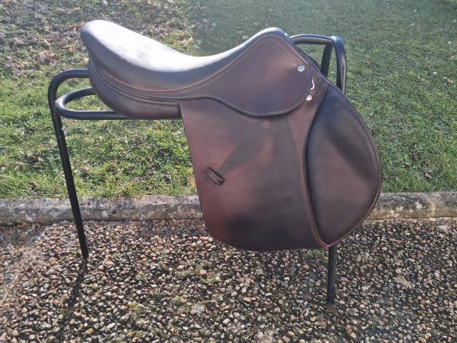 Selle EQUIPE mod&egrave;le Grand Prix