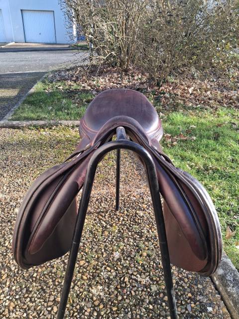 Selle EQUIPE mod&egrave;le Grand Prix